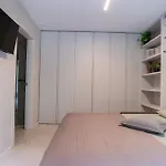 Center - Free Parking, Netflix And Wi-fi *