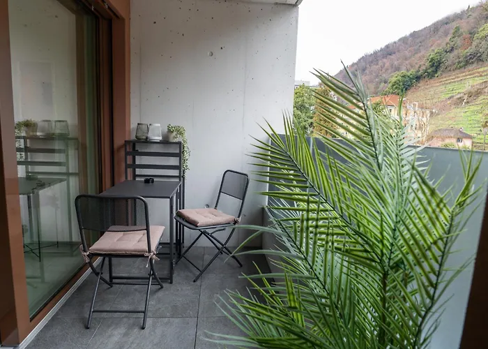 Center - Free Parking, Netflix And Wi-fi *